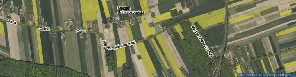 Zdjęcie satelitarne Majdan Sobieszczański ul.